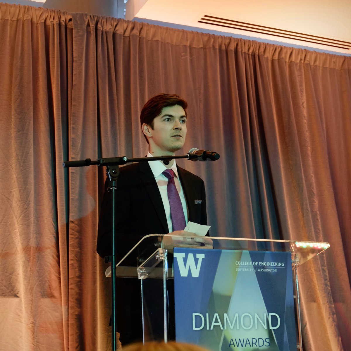 Media from tweet 1129823490364923905