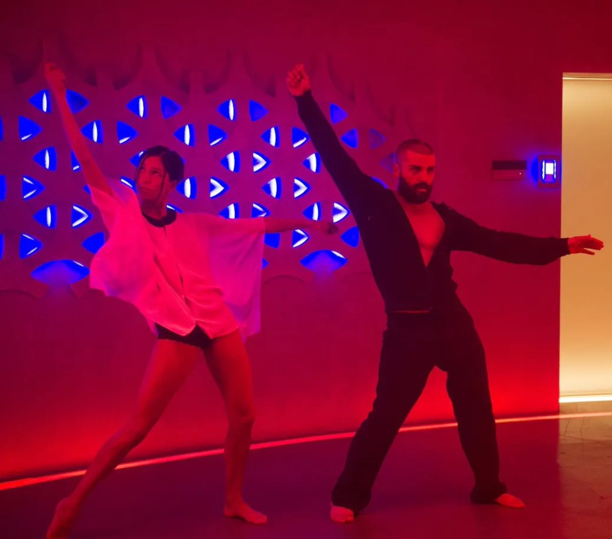 Media from tweet 1823785352756334786