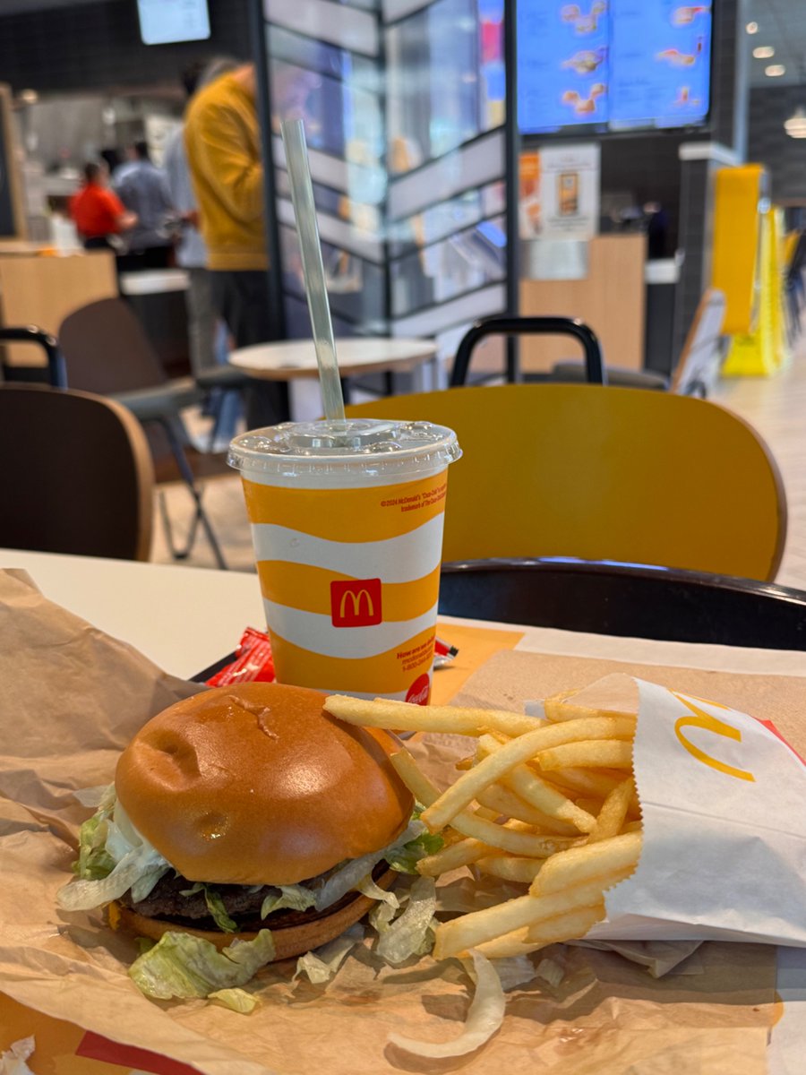 Media from tweet 1854251570457956497